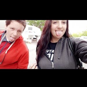 Meet your Posher, Sierra